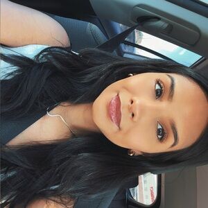 Meet your Posher, Brenda